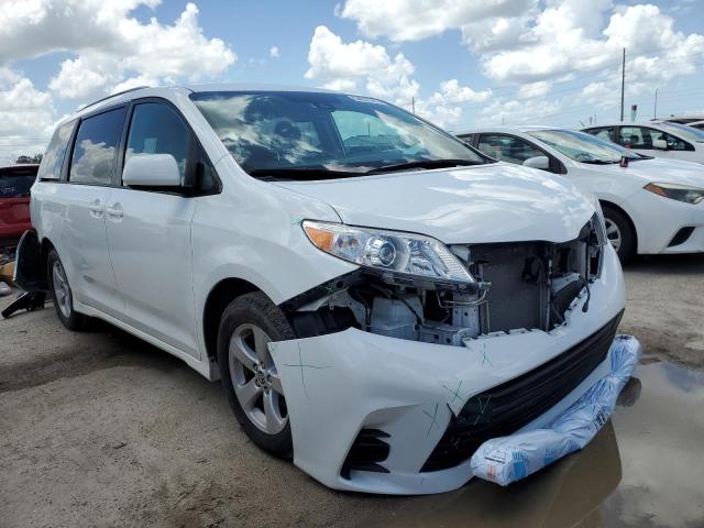 TOYOTA SIENNA LE 2020 with VIN 5TDKZ3DC0LS061726 - Photo from auction
