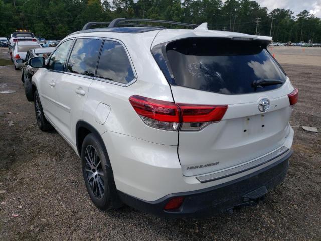 Photo 3 from auction – 2018 TOYOTA HIGHLANDER with VIN 5TDKZRFH4JS545388