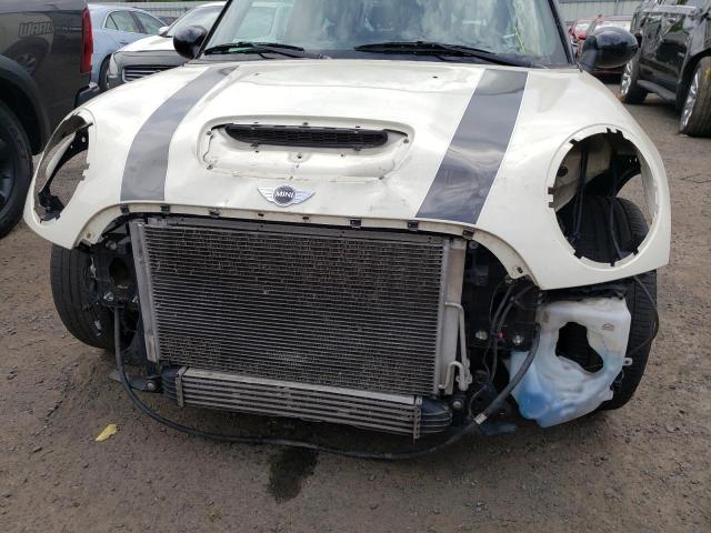 Photo 9 from auction – 2010 MINI COOPER S C with VIN WMWMM3C50ATP76091