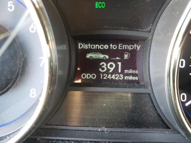 Photo 8 from auction – 2011 HYUNDAI SONATA SE with VIN 5NPEC4AC6BH198358