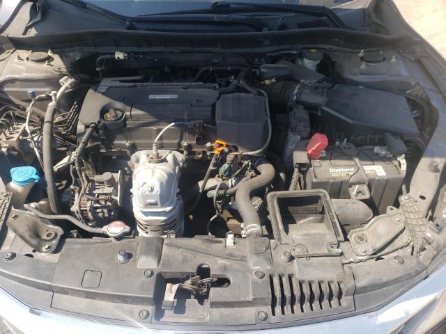 Photo 7 from auction – 2017 HONDA ACCORD LX with VIN 1HGCR2F33HA136341