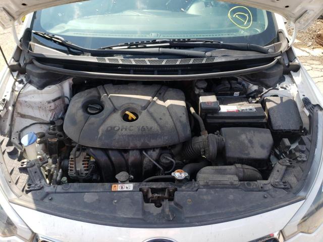 Photo 7 from auction – 2016 KIA FORTE LX with VIN KNAFK4A66G5620909