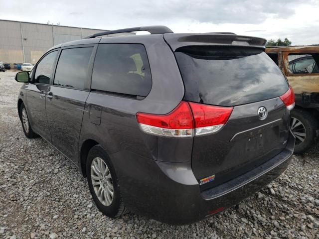 Photo 3 from auction – 2012 TOYOTA SIENNA XLE with VIN 5TDYK3DC1CS239352