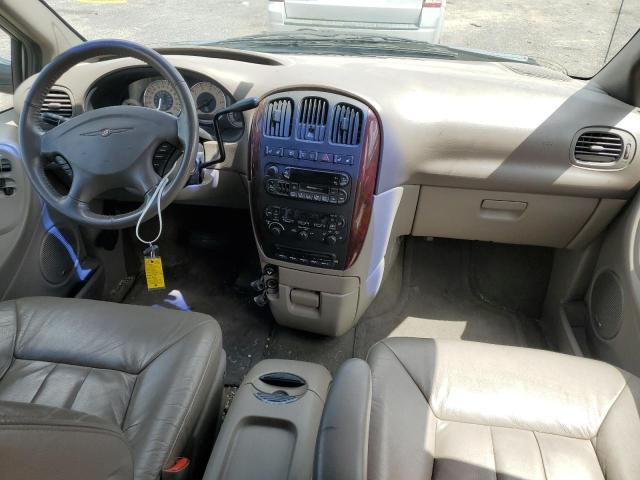 Photo 9 from auction – 2001 CHRYSLER TOWN & COU with VIN 2C8GP54L41R122166