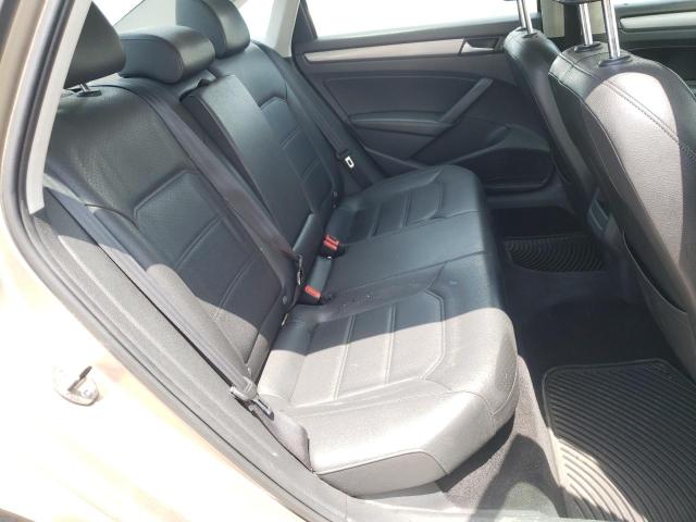 Photo 6 from auction – 2015 VOLKSWAGEN PASSAT S with VIN 1VWAT7A39FC010494