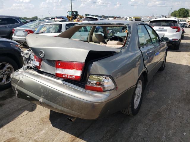 Photo 4 from auction – 2000 LEXUS ES 300 with VIN JT8BF28G3Y5093307