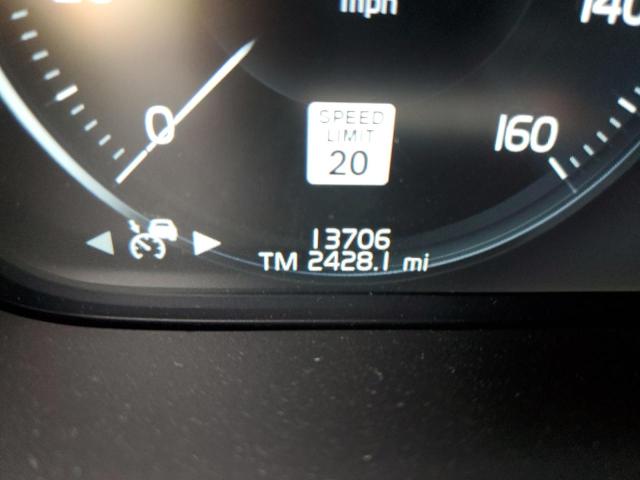 Photo 8 from auction – 2022 VOLVO V60 CROSS with VIN YV4102WK9N1086352