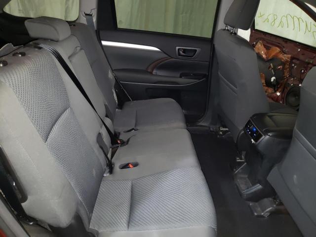 Photo 6 from auction – 2016 TOYOTA HIGHLANDER with VIN 5TDBKRFH8GS293495