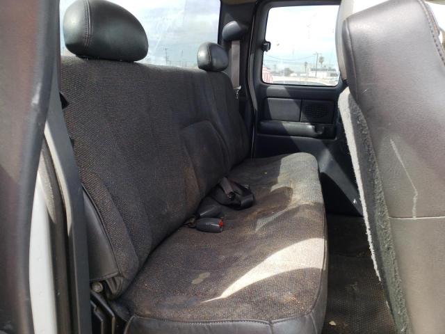 Photo 6 from auction – 2002 CHEVROLET SILVERADO with VIN 2GCEC19V321232021