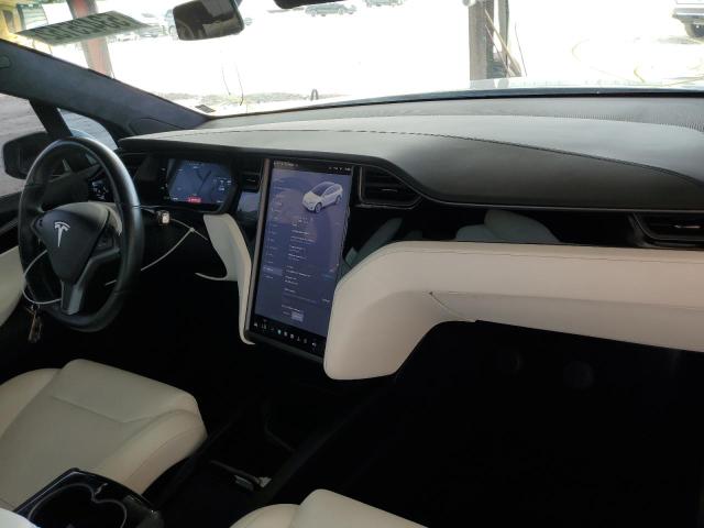Photo 9 from auction – 2018 TESLA MODEL X with VIN 5YJXCDE24JF143012