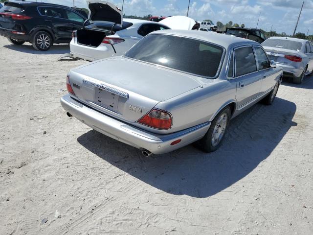 Photo 4 from auction – 2001 JAGUAR VANDENPLAS with VIN SAJDA24C11LF22560