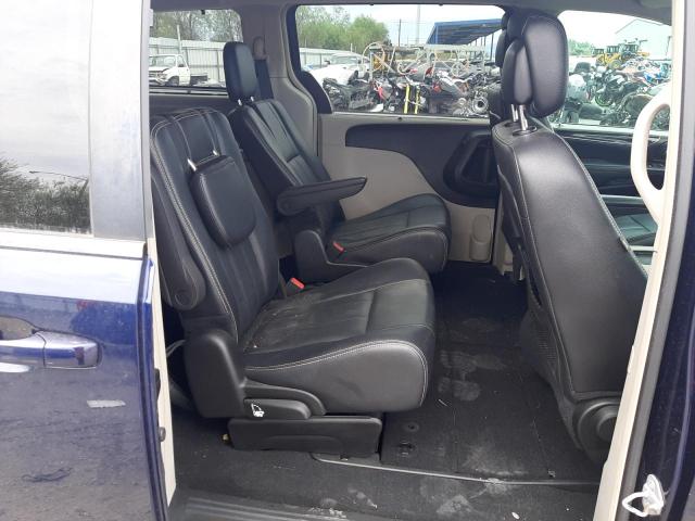 Photo 6 from auction – 2015 CHRYSLER TOWN & COU with VIN 2C4RC1BG0FR629402