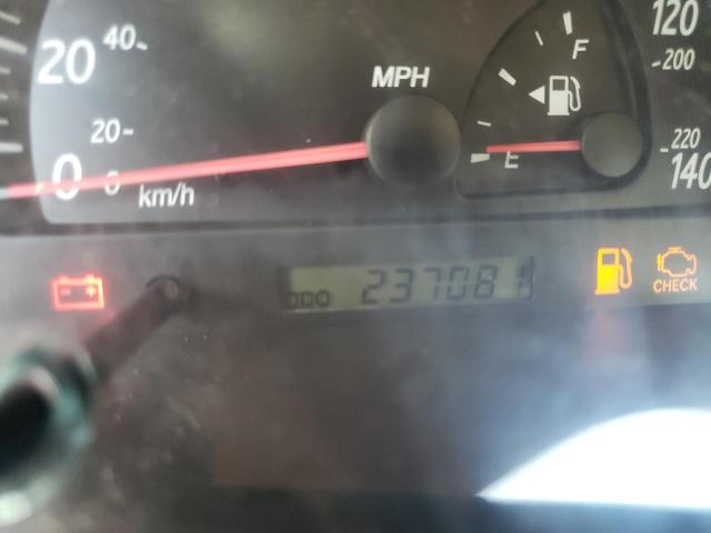Photo 8 from auction – 2002 TOYOTA CAMRY LE with VIN 4T1BE32K32U570060