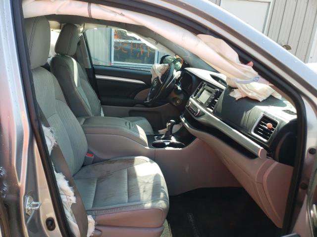 Photo 5 from auction – 2015 TOYOTA HIGHLANDER with VIN 5TDBKRFH6FS093679