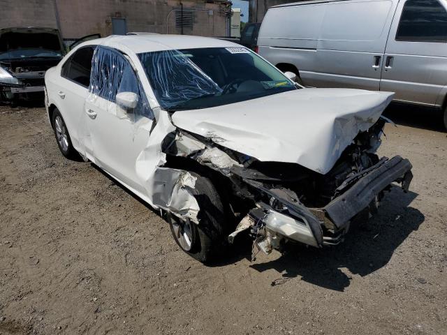 Photo 1 from auction – 2015 VOLKSWAGEN PASSAT S with VIN 1VWAT7A34FC025825