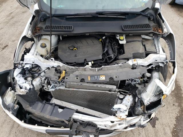 Photo 7 from auction – 2017 FORD ESCAPE SE with VIN 1FMCU9GD8HUB37587