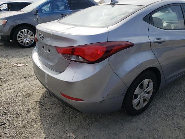Photo 9 from auction – 2016 HYUNDAI 150 with VIN 5NPDH4AE9GH692994