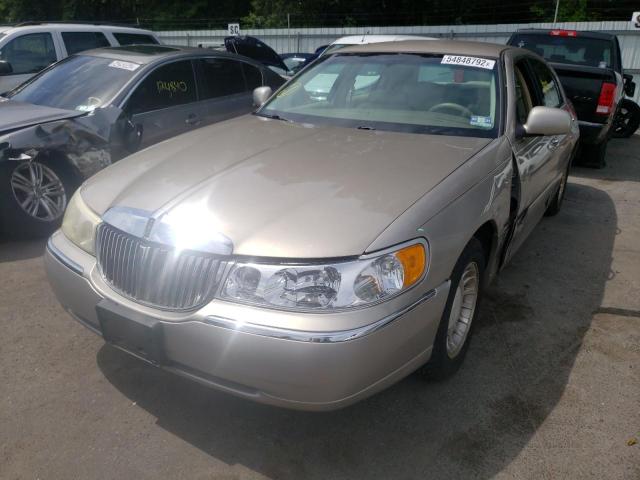 Photo 2 from auction – 2000 LINCOLN TOWN CAR E with VIN 1LNHM81W9YY868709