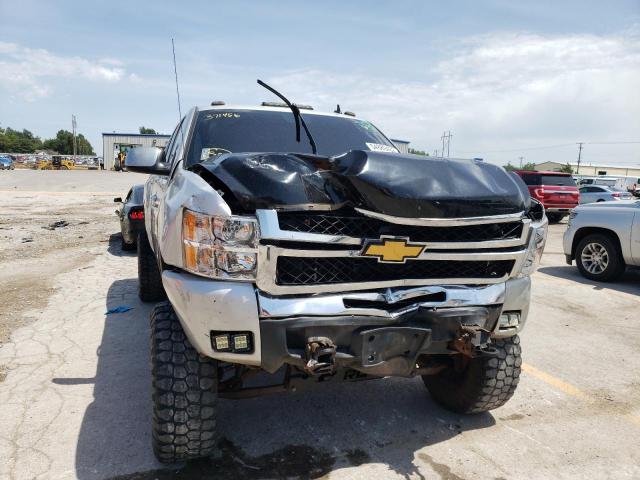 Photo 9 from auction – 2011 CHEVROLET SILVERADO with VIN 1GCRKSE31BZ371456