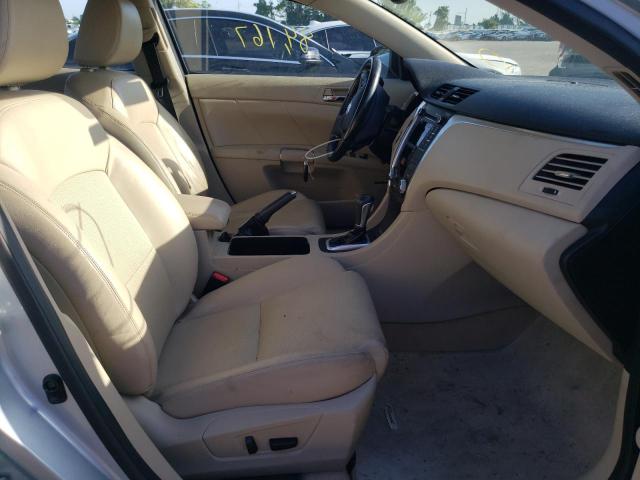 Photo 5 from auction – 2010 SUZUKI KIZASHI SL with VIN JS2RE9A71A6100668