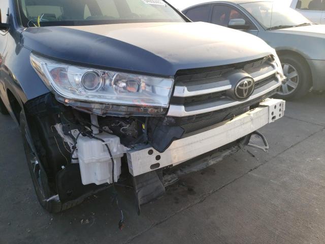 Photo 9 from auction – 2019 TOYOTA HIGHLANDER with VIN 5TDZZRFH4KS301188