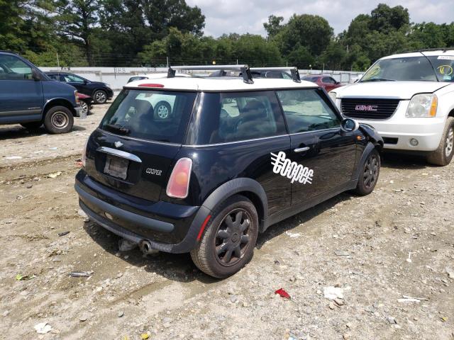 Photo 4 from auction – 2004 MINI COOPER with VIN WMWRC334X4TC51904