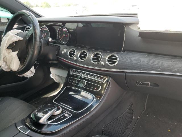 Photo 9 from auction – 2017 MERCEDES-BENZ E 300 with VIN WDDZF4JB5HA033570