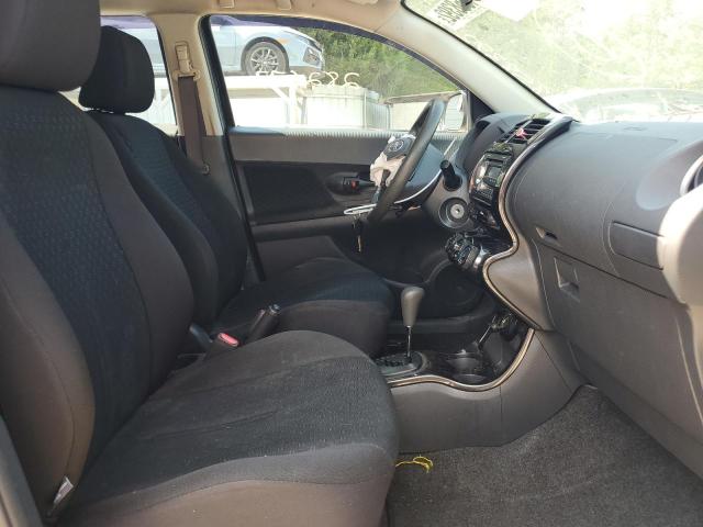 Photo 5 from auction – 2010 TOYOTA SCION XD with VIN JTKKU4B45A1000925