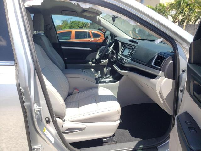 Photo 5 from auction – 2015 TOYOTA HIGHLANDER with VIN 5TDZKRFH1FS043576