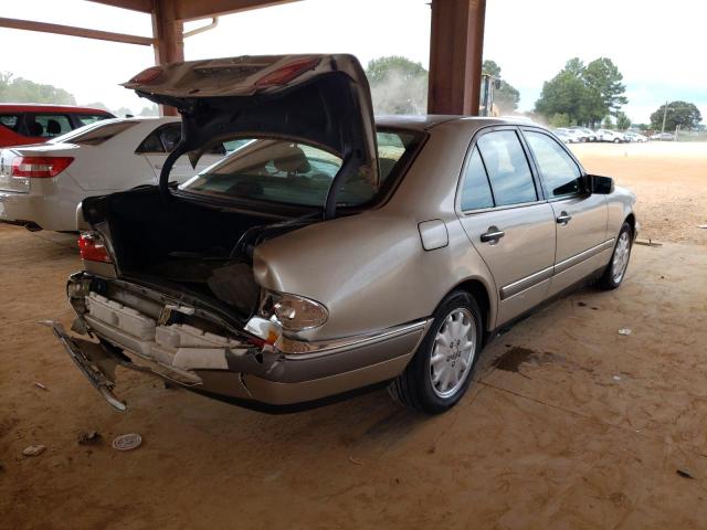 Photo 4 from auction – 1996 MERCEDES-BENZ E 320 with VIN WDBJF55F0TJ020968