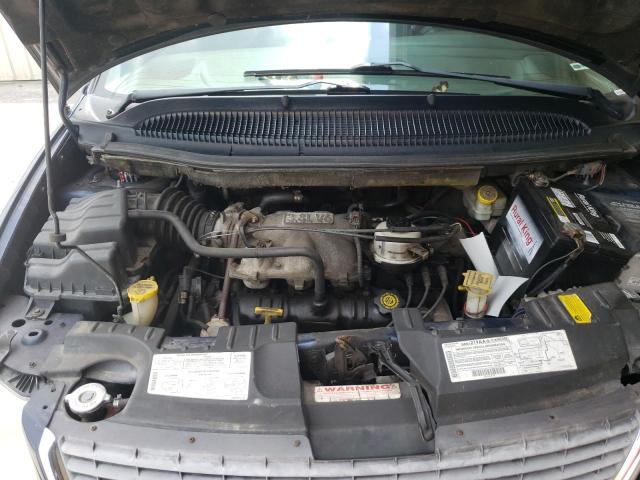 Photo 7 from auction – 2001 CHRYSLER TOWN & COU with VIN 2C8GP54L11R384288