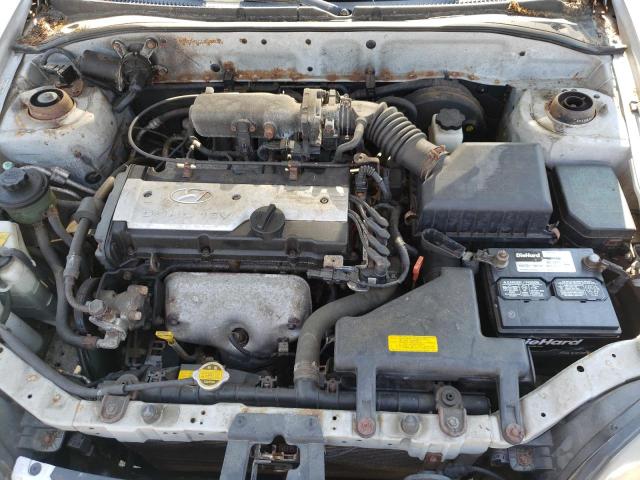 Photo 7 from auction – 2003 HYUNDAI ACCENT GL with VIN KMHCG45C13U498026