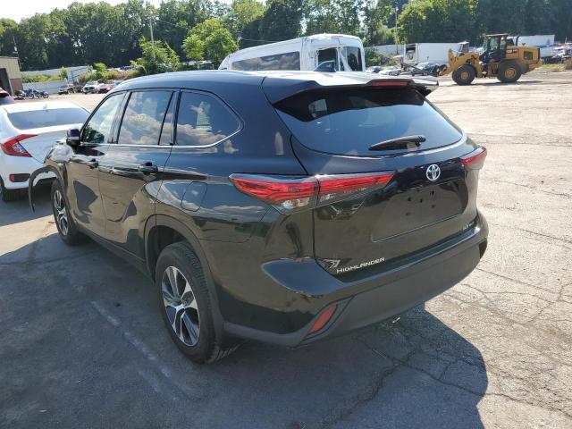 Photo 3 from auction – 2017 TOYOTA HIGHLANDER with VIN 5TDHZRBH6LS024837