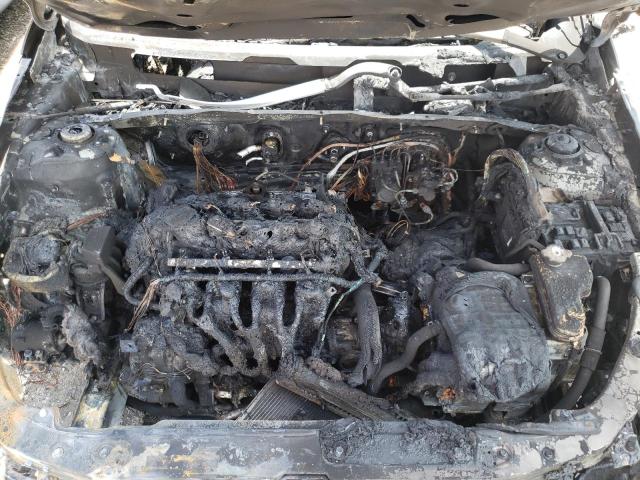Photo 7 from auction – 2011 HYUNDAI SONATA HYB with VIN KMHEC4A40BA011904