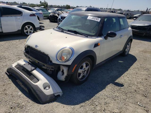 Photo 2 from auction – 2009 MINI COOPER with VIN WMWMF33579TW77256