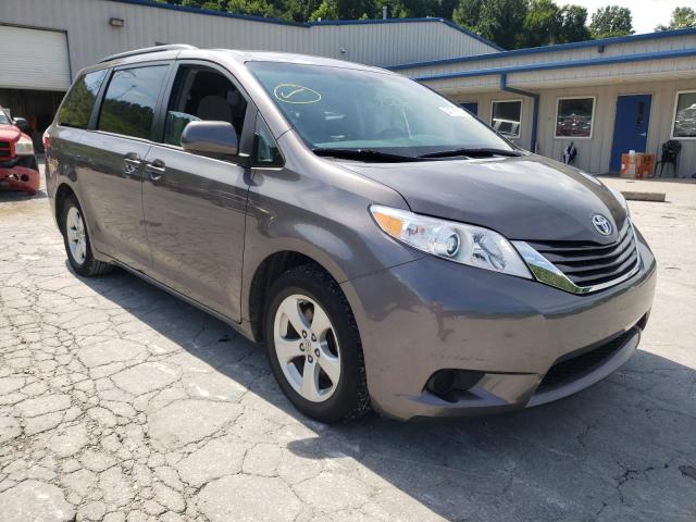 TOYOTA SIENNA LE 2017 with VIN 5TDKZ3DC5HS777111 - Photo from auction