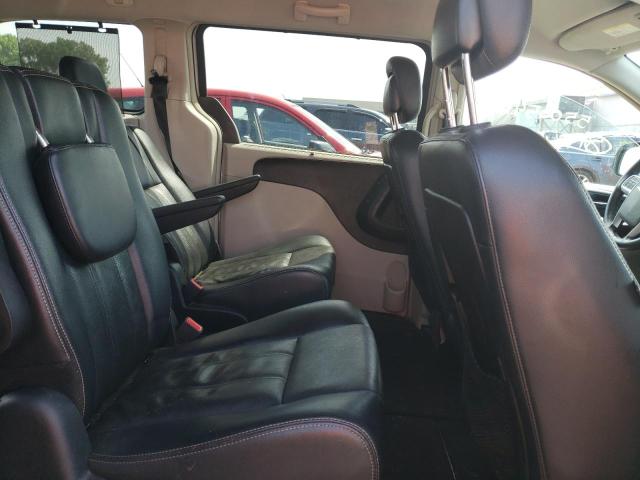 Photo 6 from auction – 2013 CHRYSLER TOWN & COU with VIN 2C4RC1CG2DR589982