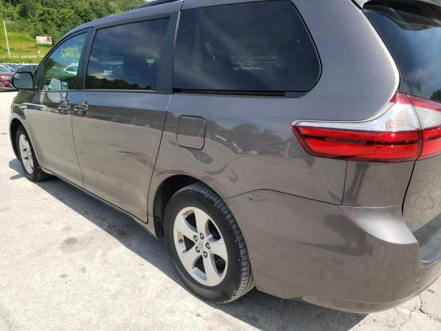 Photo 9 from auction – 2017 TOYOTA SIENNA LE with VIN 5TDKZ3DC5HS777111