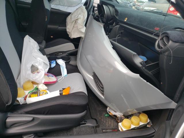 Photo 5 from auction – 2011 TOYOTA SCION TC with VIN JTKJF5C72B3012928