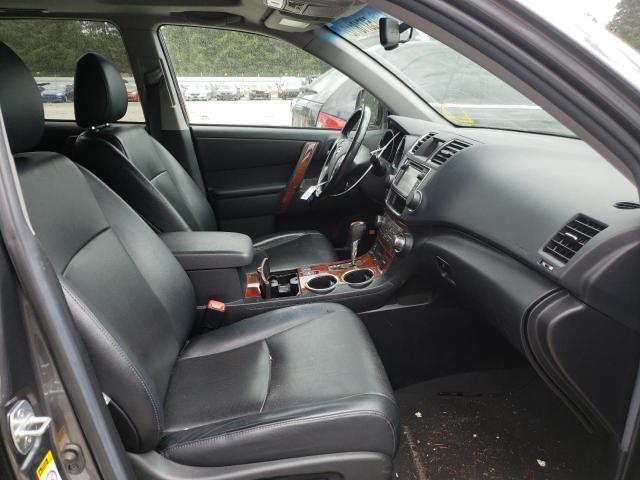 Photo 5 from auction – 2013 TOYOTA HIGHLANDER with VIN 5TDDK3EH9DS201488
