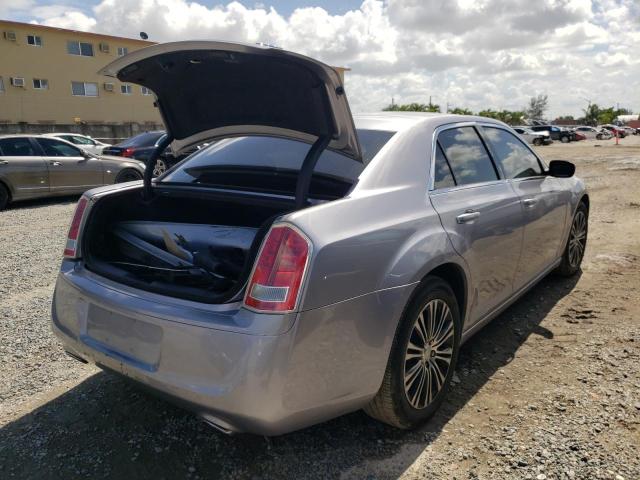 Photo 4 from auction – 2013 CHRYSLER 300 S with VIN 2C3CCAGT5DH646506