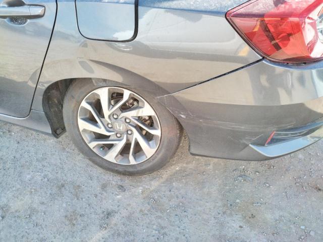 Photo 9 from auction – 2016 HONDA CIVIC EX with VIN 19XFC2F74GE216789