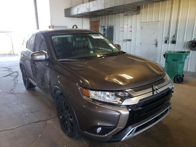 MITSUBISHI OUTLANDER 2019 with VIN JA4AZ3A34KZ041146 - Photo from auction