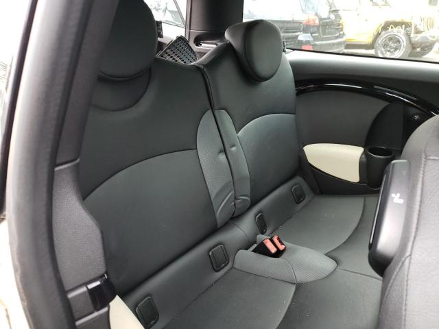 Foto 6 de la subasta – 2010 MINI COOPER S C con VIN WMWMM3C50ATP76091