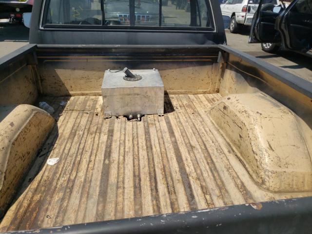Photo 6 from auction – 1983 CHEVROLET C10 with VIN 2GCDC14H1D1147985