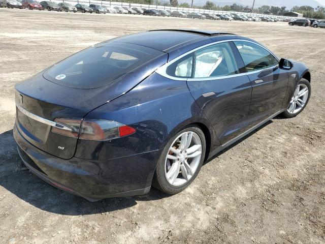 Photo 4 from auction – 2013 TESLA MODEL S with VIN 5YJSA1CG9DFP19856