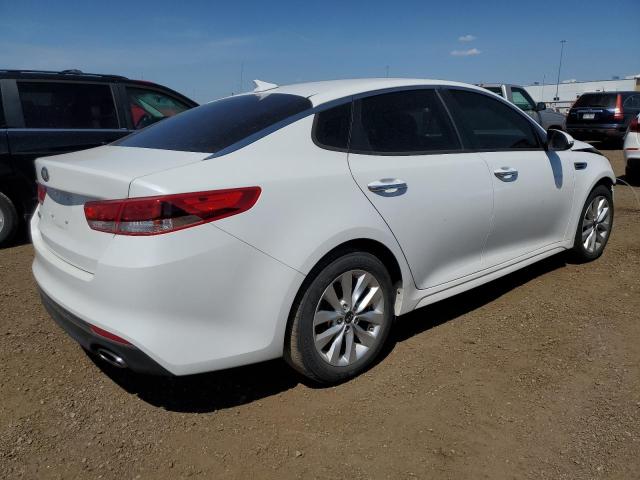 Photo 4 from auction – 2017 KIA OPTIMA LX with VIN 5XXGT4L39HG147656