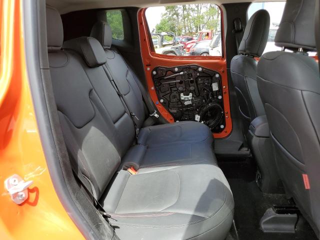 Photo 6 from auction – 2015 JEEP RENEGADE T with VIN ZACCJBCT4FPC15475
