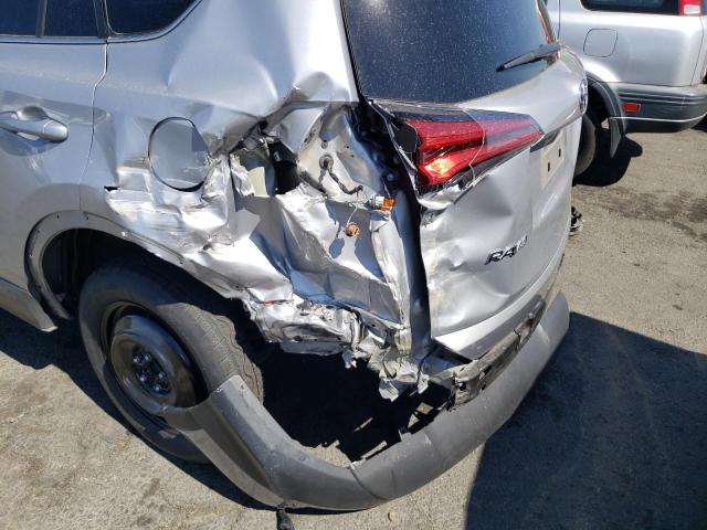 Photo 9 from auction – 2018 TOYOTA RAV4 LE with VIN 2T3ZFREV1JW490766
