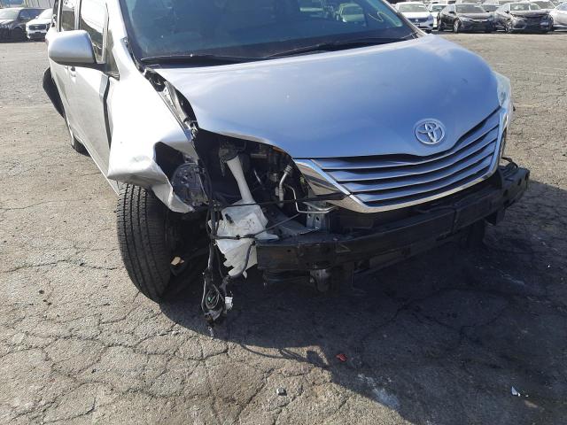 Photo 9 from auction – 2015 TOYOTA SIENNA LE with VIN 5TDKK3DC4FS656071